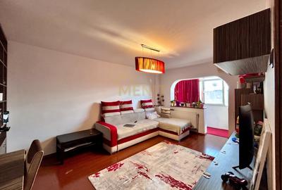Apartament cu 3 camere decomandat, mobilat în Malu Roșu - 2