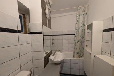 Apartament 2 camere, 62mp, Bulevardul Bucure?ti, etaj 1/8 - 13