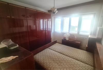 Apartament cu 3 camere decomandat în Colentina - 2