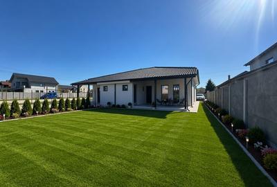 Duplex cu 3 camere cu Canalizare în Moșnița Nouă - 1