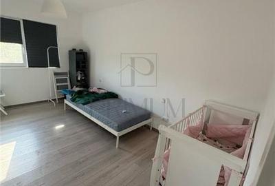 Duplex zona excelenta - mobilat - utilat - panouri solare - suprafete generoase - 31