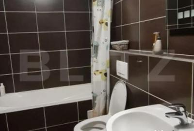 Apartament cu 2 camere decomandat, mobilat în Central