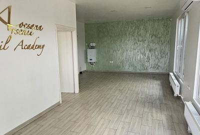 Spațiu comercial, de 60 mp, în Exterior Vest - 2