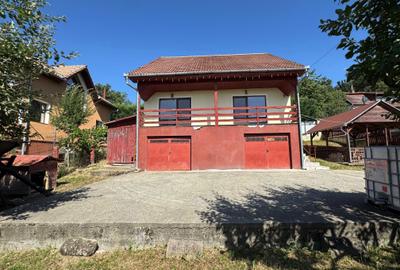 Casă cu 3 camere în Stana - 4