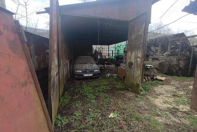 Casă cu Teren 597 Mp în Central - 2