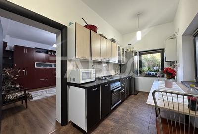 De vanzare apartament cu 2 camere decomandate la vila in Grigorescu - 2