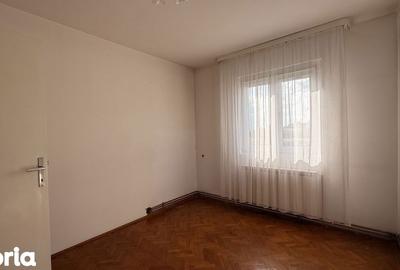 Apartament cu 3 camere semidecomandat în Circumvalațiunii - 9