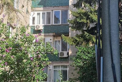 Apartament cu 4 camere semidecomandat în Central - 3