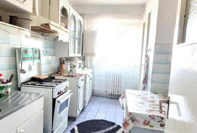 Apartament cu 4 camere decomandat în Viziru 3 - 1