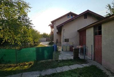 Casă cu 5 camere cu Teren 775 Mp în Central - 2