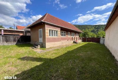 Casă cu 2 camere cu Teren 659 Mp în Central - 4