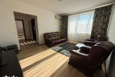 Apartament cu 3 camere semidecomandat în Central