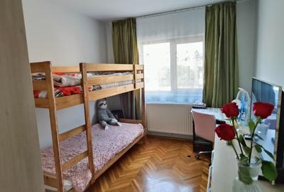 HORTENSIEI 3camere decomandat etaj1 cu garaj ! - 6