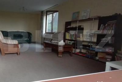 Casă cu 5 camere cu Teren 667 Mp în Central - 8