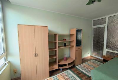 Apartament cu 2 camere semidecomandat în UTA - 2