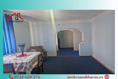 Casă cu 3 camere cu Teren 1877 Mp în Est - 10