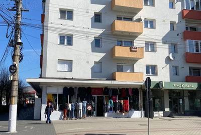 Apartament cu 2 camere decomandat în Central - 1