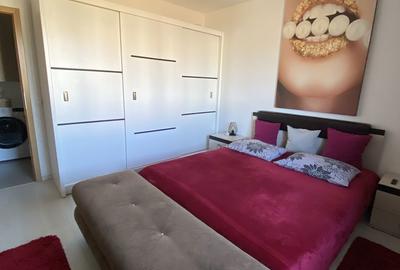 Garsonieră decomandată în Tractorul