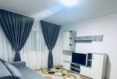 Apartament cu 3 camere semidecomandat în Dacia