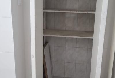 Unirii, Bd Dimitrie Cantemir stradal , 2 minute metrou - 10