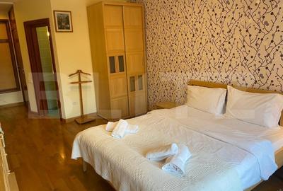 Apartament cu 3 camere si 3 bai in vila, zona Schei - 4