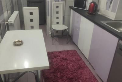 Apartament cu 2 camere decomandat în Central - 2