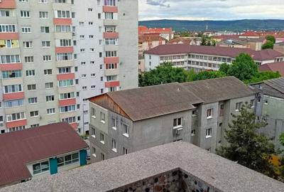 Apartament cu 3 camere decomandat în Central - 2