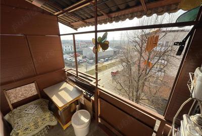 Apartament cu 2 camere decomandat în Micro 17 - 10