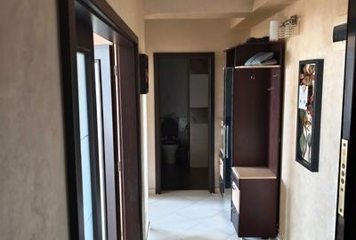 Apartament cu 2 camere decomandat în Nicolina - 2
