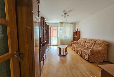 Apartament cu 2 camere decomandat în Costin Georgian