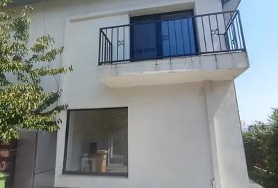 Casă cu 4 Camere | Langa Penny Odai | Semimobilata | Pod, Gradina