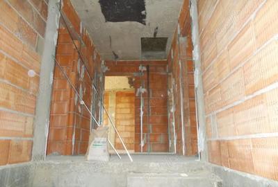 Casă cu 4 camere în Mehala - 10