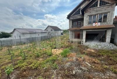 Casă cu 4 camere cu Teren 1842 Mp în Filiași - 10