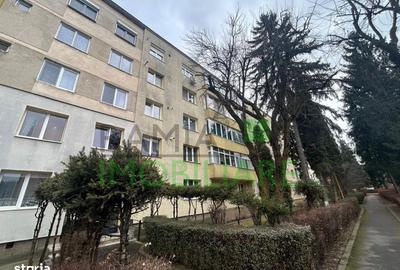 Apartament cu 4 camere semidecomandat, mobilat în Dârste - 9