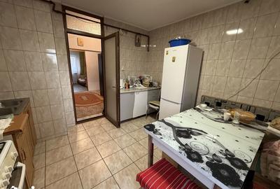 Apartament cu 4 camere decomandat în Micro 20 - 7