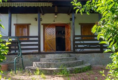 Casă individuală cu 4 camere cu Canalizare în Sud - 12