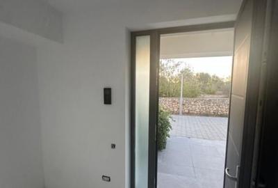 Vila deosebita de vanzare! - zona Mamaia Nord, pe malul lacu - 5