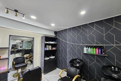 Spatiu comercial, 102 mp, salon de infrumusetare complet ech - 9