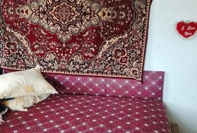 Casă cu Teren 2022 Mp în Hotarele - 2