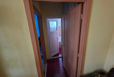 Apartament cu 3 camere semidecomandat, mobilat în Central - 9
