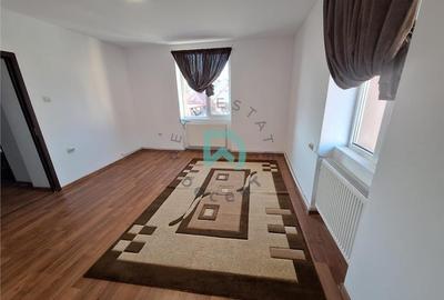 Casă cu 2 camere cu Teren 300 Mp în Craiter - 4