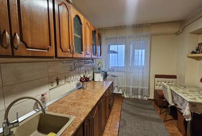 Apartament cu 2 camere, Micro 18 - 5