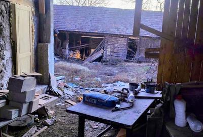 Casă cu 2 camere cu Teren 1600 Mp în Slatina-Nera - 5