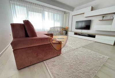 Apartament cu 3 camere decomandat, mobilat în Delfinariu