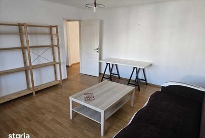 Apartament cu 3 camere decomandat în Central - 1