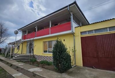 Casa de vanzare 180 mp, Sascut - Bacau