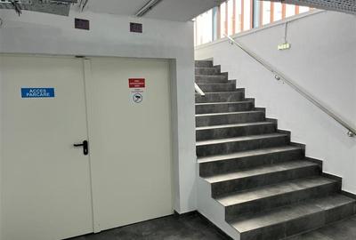 Spațiu comercial, de 2,750 mp, în Central - 10