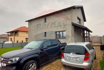Casă cu 5 camere cu Teren 500 Mp în Central - 4