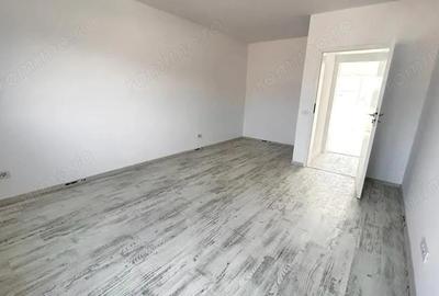 Casă cu 5 camere cu Teren 210 Mp în Central