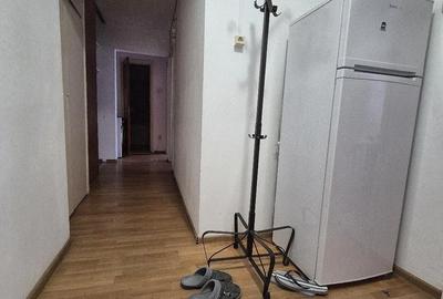 Apartament cu 3 camere decomandat în Dristor